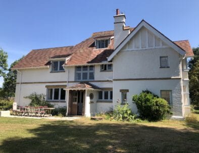 Coastal holiday home in Dorset, Rushay located by the sea, perfect for a seaside break on the Jurassic Coast.